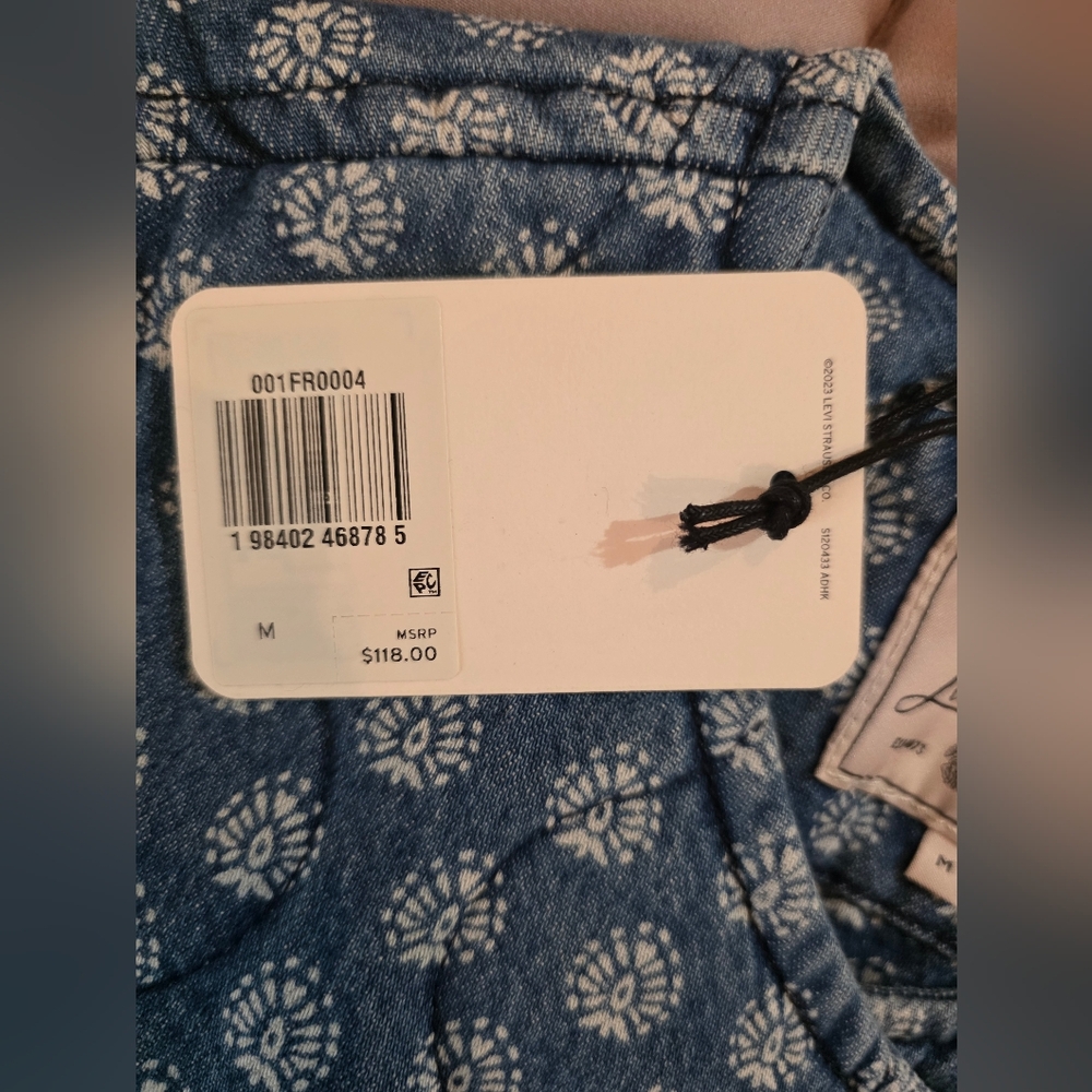 Levi's Premium Blue Quilted Floral-Print Jacket SizeL NWT - Picture 16 of 16